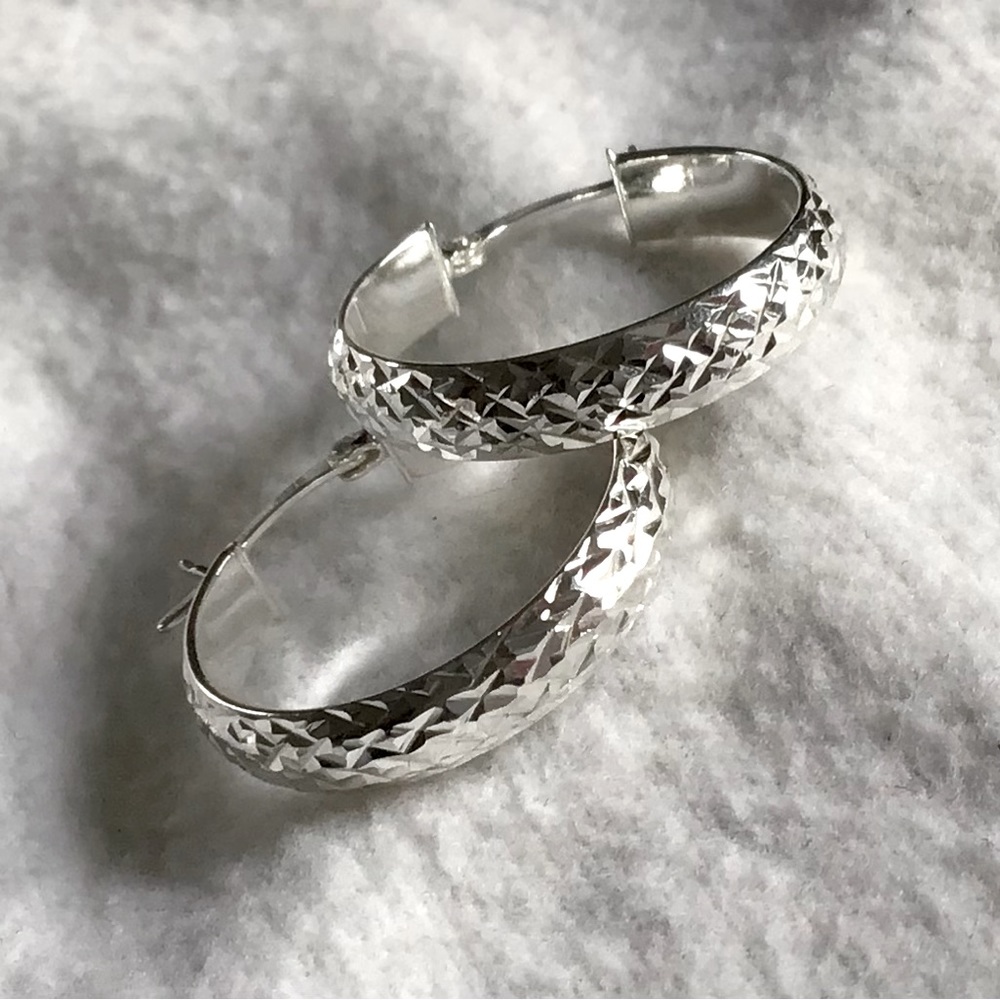 2. Diamond Cut Hoop Earrings in Sterling Silver